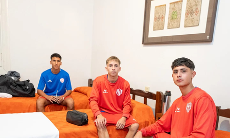 Unión dio a conocer como viajan los jugadores de inferiores cada fin de semana. Foto: Prensa Unión. Unión dio a conocer como viajan los jugadores de inferiores cada fin de semana. Foto: Prensa Unión.