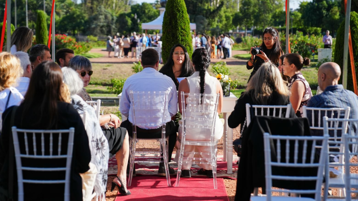 Casamiento en Santa Fe el 14 de febrero, día de los enamorados. Casamiento en Santa Fe el 14 de febrero, día de los enamorados.