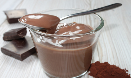 La receta para hacer postrecito de chocolate sin TACC en solo 3 simples pasos La receta para hacer postrecito de chocolate sin TACC en solo 3 simples pasos