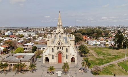 No habrá peregrinación a Guadalupe este año, pero sí misas presenciales con protocolos sanitarios. No habrá peregrinación a Guadalupe este año, pero sí misas presenciales con protocolos sanitarios.