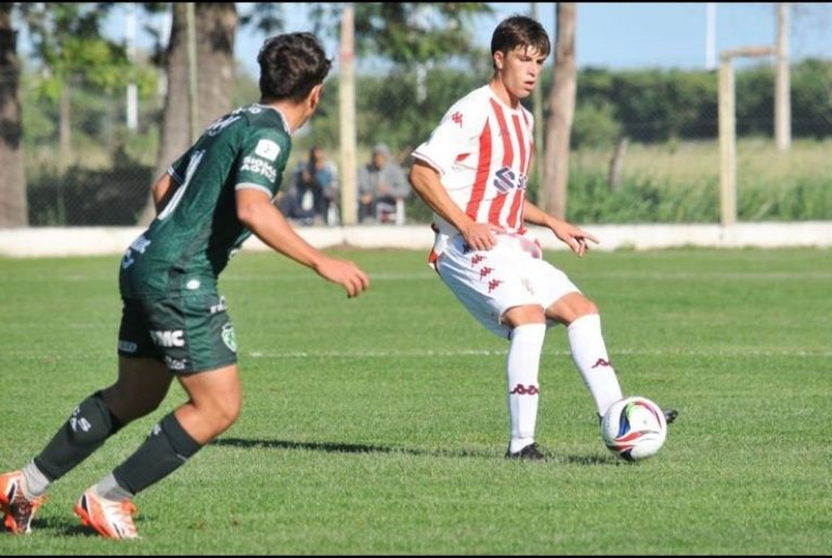 Francisco jugando en Unión. Francisco jugando en Unión.