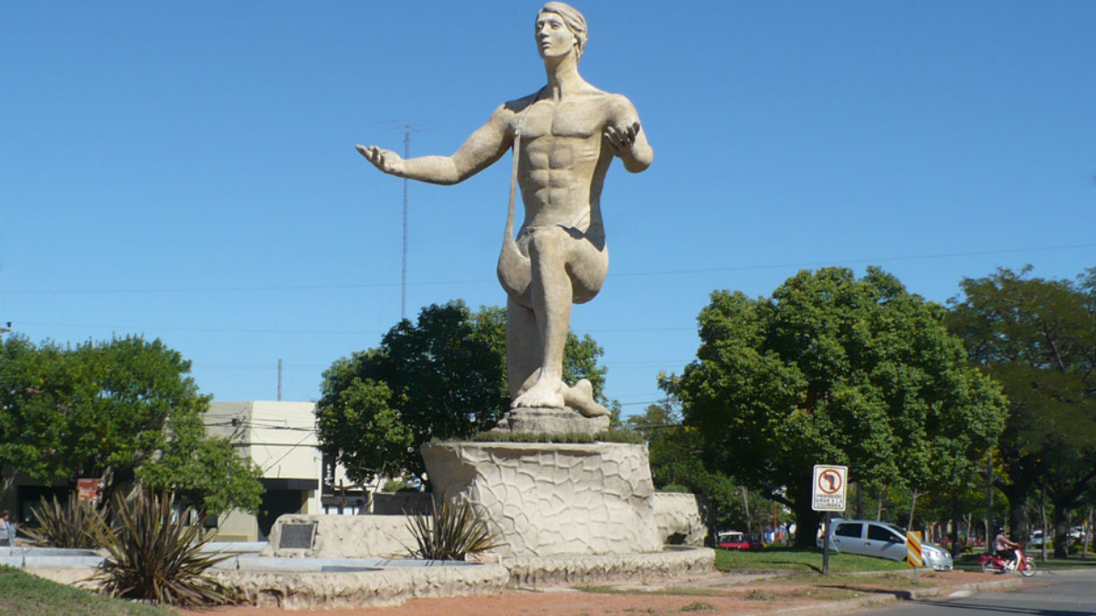 Villa Elisa es un pintoresco pueblo cerca de Santa Fe que es ideal para los más chicos. Villa Elisa es un pintoresco pueblo cerca de Santa Fe que es ideal para los más chicos.