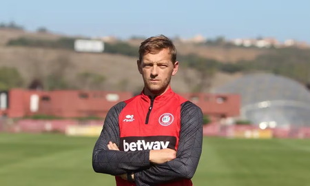 Martín Cicotello, ex Unión y ayudante de Kudelka, es nuevo DT de Independiente Rivadavia. Martín Cicotello, ex Unión y ayudante de Kudelka, es nuevo DT de Independiente Rivadavia.