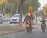 Un menor fue filmado circulando en moto en la Costanera de Santa Fe. Un menor fue filmado circulando en moto en la Costanera de Santa Fe.