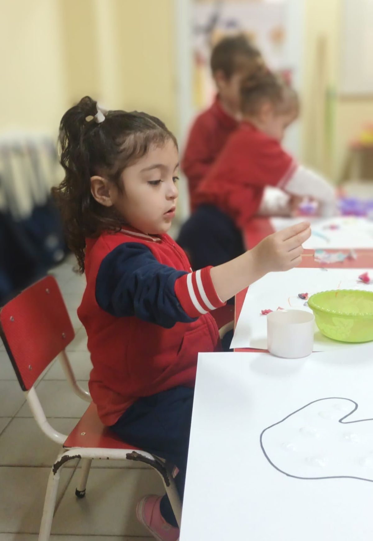 El acompañante terapéutico interviene en la vida cotidiana de los chicos desde un abordaje psicoterapéutico. El acompañante terapéutico interviene en la vida cotidiana de los chicos desde un abordaje psicoterapéutico.