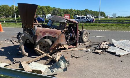 violento choque en la autopista rosario - santa fe: hay tres personas heridas violento choque en la autopista rosario - santa fe: hay tres personas heridas