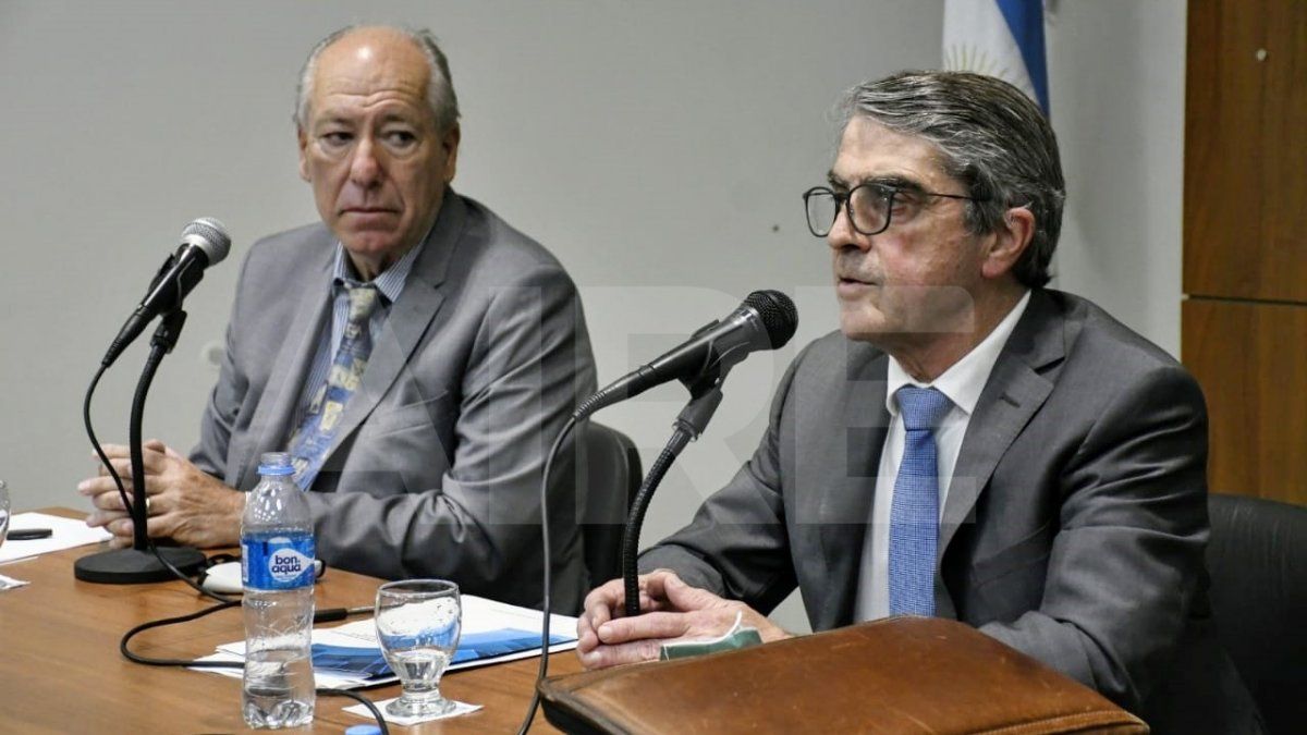 Armando Traferri junto a su abogado con su abogado José Luis Vázquez