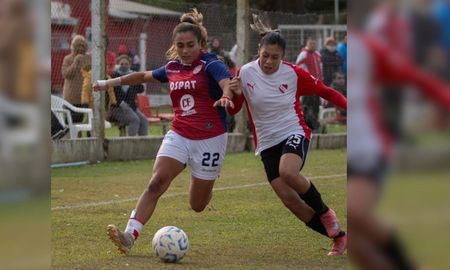 Las Tatengas estuvieron dos veces en ventaja, pero las Diablas lo igualaron sobre el final del partido. Las Tatengas estuvieron dos veces en ventaja, pero las Diablas lo igualaron sobre el final del partido.