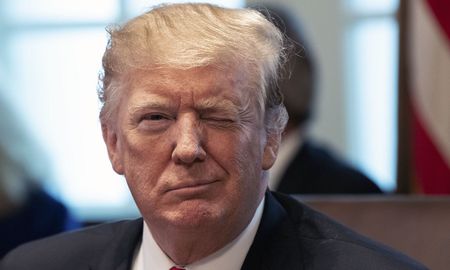 donald trump difundio un mensaje en persa para acompanar las protestas en iran donald trump difundio un mensaje en persa para acompanar las protestas en iran