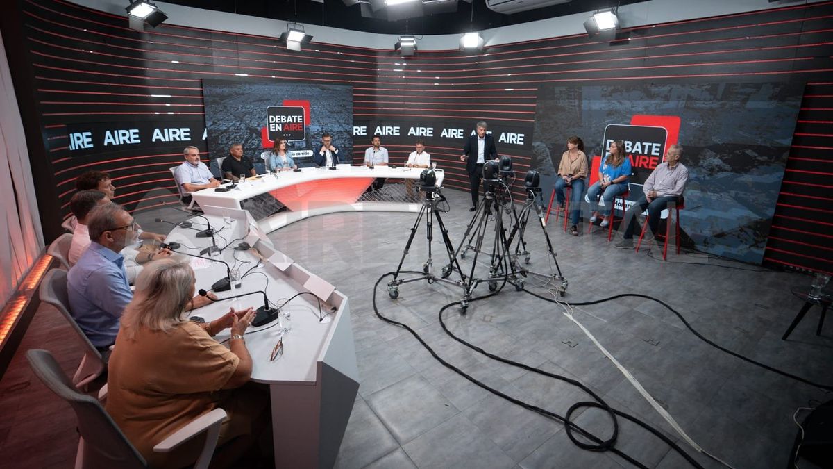 En esta ocasión participaron del debate referentes del sector comercial y bancario