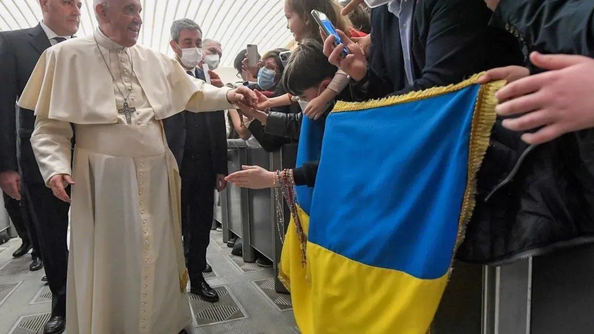 Francisco recibió al embajador ucraniano ante el Vaticano.