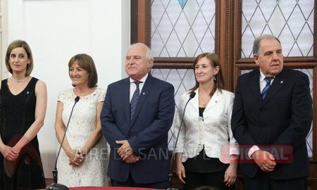 asumieron los nuevos ministros del gabinete de lifschitz asumieron los nuevos ministros del gabinete de lifschitz