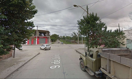 Le dio un fierrazo en la cabeza a un ladrón que quiso robarle la moto y le dejó un irónico mensaje en las redes a la madre Le dio un fierrazo en la cabeza a un ladrón que quiso robarle la moto y le dejó un irónico mensaje en las redes a la madre