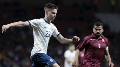 El Barcelona sigue la caza de jugadores argentinos: Juan Foyth en la mira del equipo de Messi