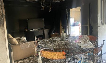 El fuego destruyó una casa Ruperto Godoy al 2300. Un vecino rescató a las mascotas que estaban en el lugar, no hubo heridos. El fuego destruyó una casa Ruperto Godoy al 2300. Un vecino rescató a las mascotas que estaban en el lugar, no hubo heridos.