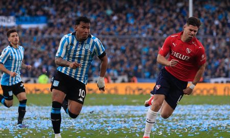 Empate sin goles entre Racing e Independiente, que terminó con nueve jugadores en el Cilindro.