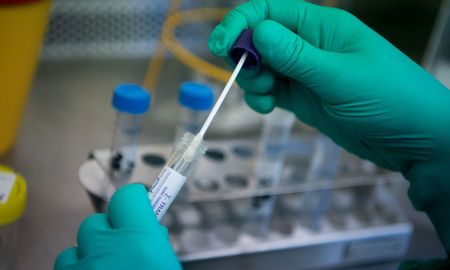 La variante del Reino Unido se detectó en un paciente de Santa Fe y la de Manaos en un caso de Rafaela. La variante del Reino Unido se detectó en un paciente de Santa Fe y la de Manaos en un caso de Rafaela.