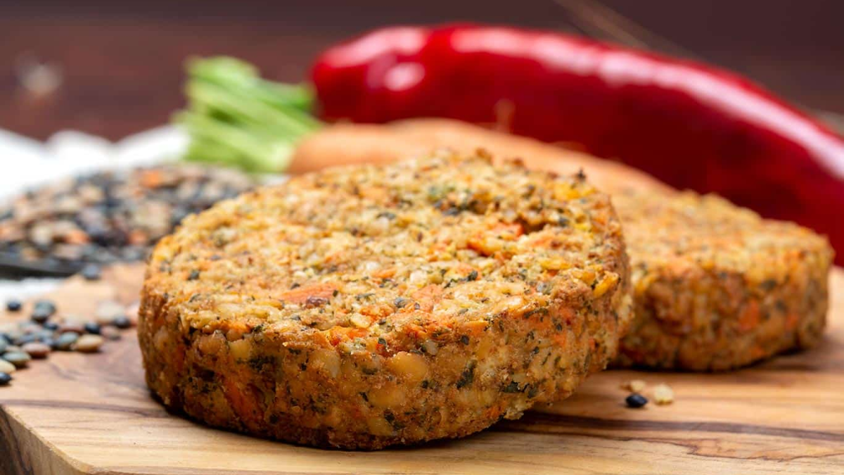 Las hamburguesas de lentejas y zanahoria son una opción rica y fácil de hacer. Las hamburguesas de lentejas y zanahoria son una opción rica y fácil de hacer.