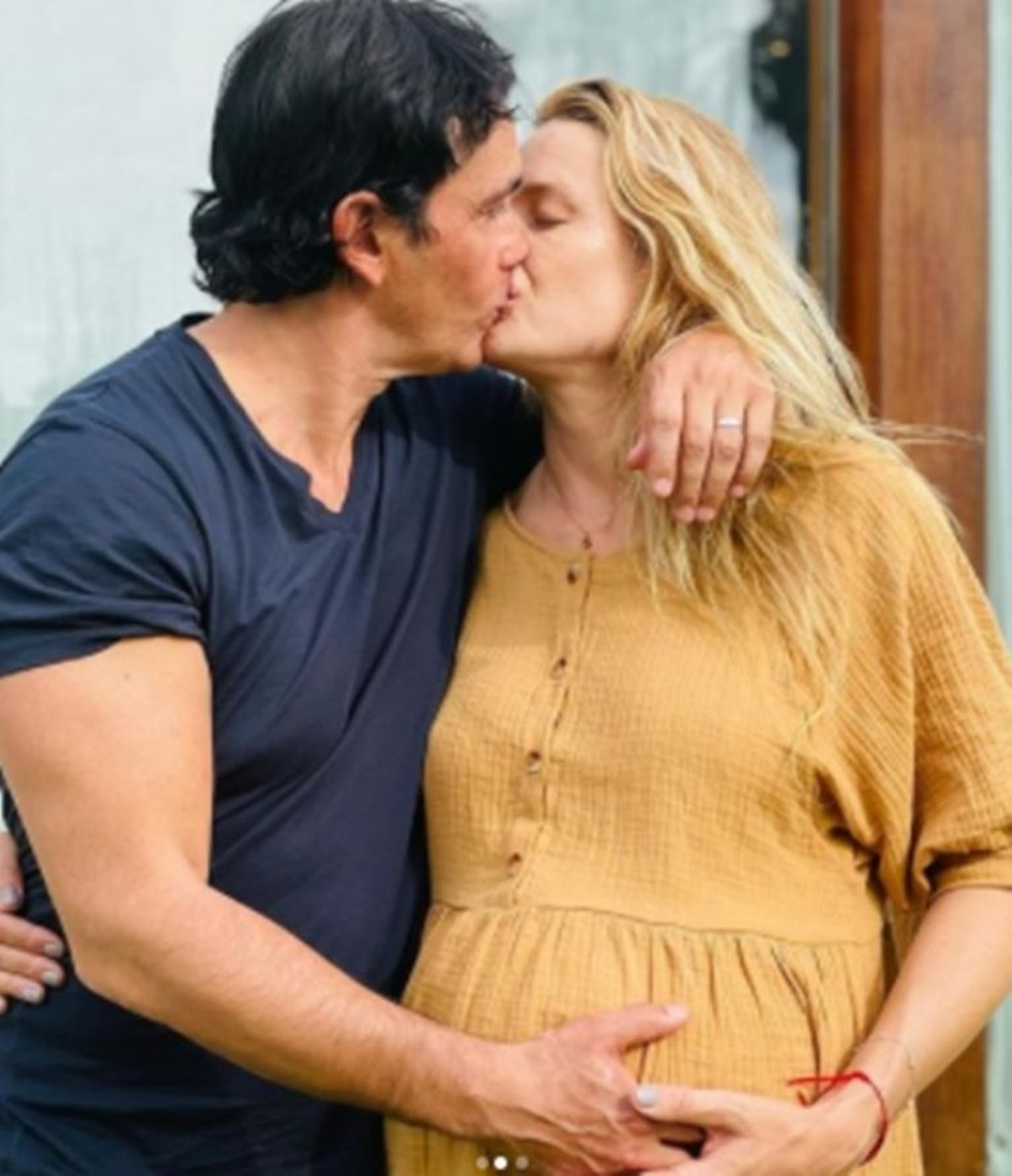 Sebastián Estevanez e Ivana Saccani esperan otro hijo.