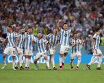 La Selección Argentina tuvo que esperar a los penales para festejar una clasificación que merecía por volumen de juego y chances de gol. La Selección Argentina tuvo que esperar a los penales para festejar una clasificación que merecía por volumen de juego y chances de gol.