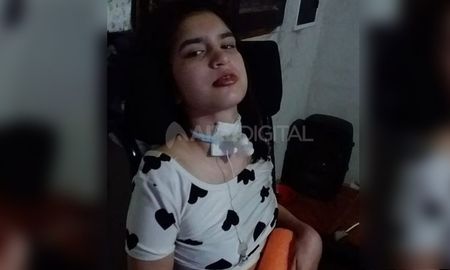 Ayelén tiene 15 años y padece una parálisis cerebral espástica adquirida por hipoxia Ayelén tiene 15 años y padece una parálisis cerebral espástica adquirida por hipoxia