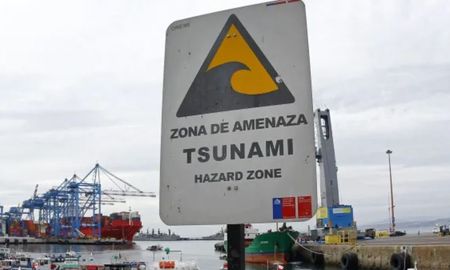 chile evacuo sus costas tras el sismo de 8,8 en rusia y activo alerta de tsunami chile evacuo sus costas tras el sismo de 8,8 en rusia y activo alerta de tsunami