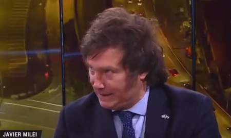 Javier Milei se quejó del ruido en el set durante una entrevista en vivo Javier Milei se quejó del ruido en el set durante una entrevista en vivo