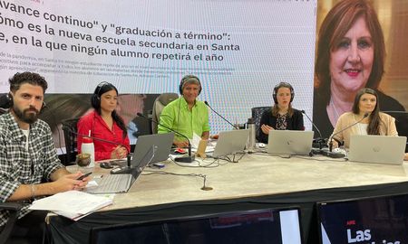 La ministra de Educación de Santa Fe, Adriana Cantero, respondió críticas de la oposición sobre repitencia.&nbsp;