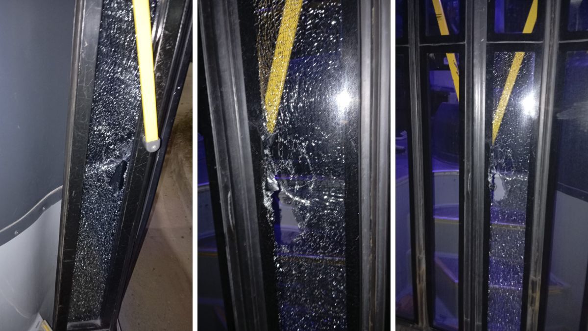 Ocurrió en French y Sarmiento, en el noroeste de la ciudad de Santa Fe. Rompieron un vidrio de la unidad y el chofer denunció reiterados ataques en la zona. Ocurrió en French y Sarmiento, en el noroeste de la ciudad de Santa Fe. Rompieron un vidrio de la unidad y el chofer denunció reiterados ataques en la zona.