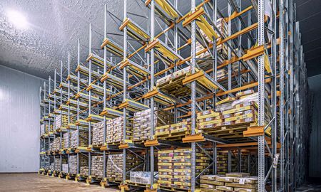 Sistemas de almacenamiento industrial diseñados y montados por Sotic, en una de sus obras recientes. Sistemas de almacenamiento industrial diseñados y montados por Sotic, en una de sus obras recientes.