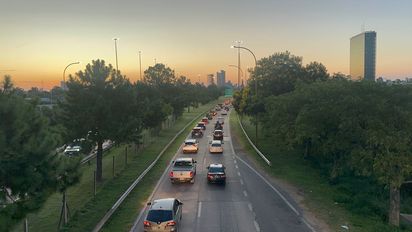 Tránsito: alta carga vehicular en el ingreso a Santa Fe, por la Ruta Nacional 168 y por el Puente Carretero