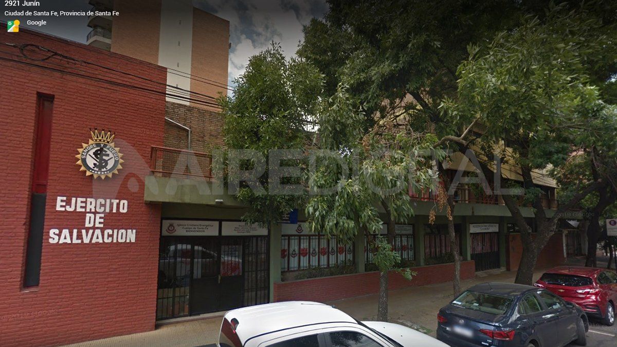 El presunto ladrón de 23 años entró esta madrugada por un balcón a la sede del Ejército de Salvación ubicada en 1° de mayo y Junín.