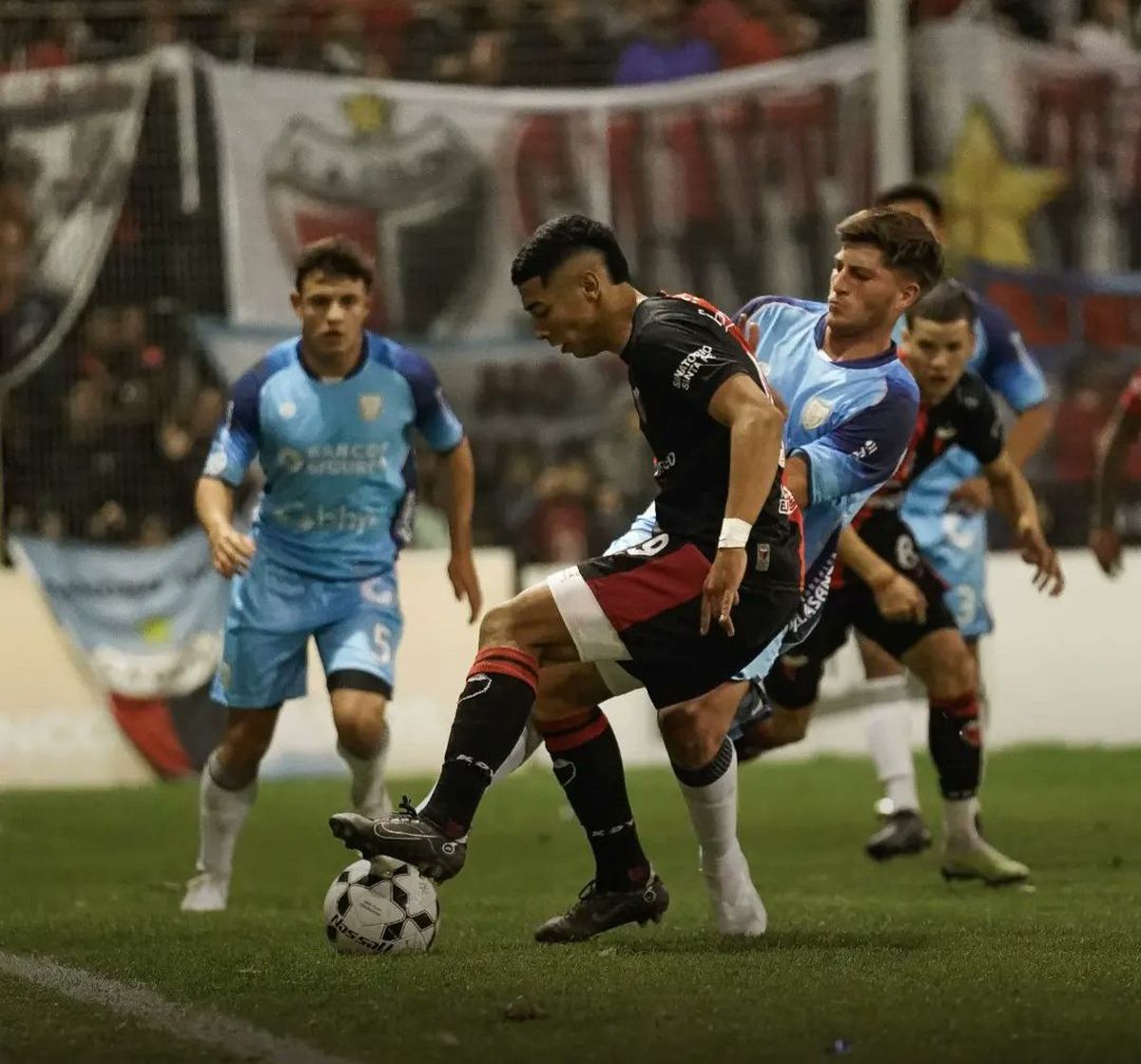 Laureano Troncoso sumó minutos con la Reserva de Colón ante Atlético de Rafaela, por la Copa Santa Fe. Laureano Troncoso sumó minutos con la Reserva de Colón ante Atlético de Rafaela, por la Copa Santa Fe.