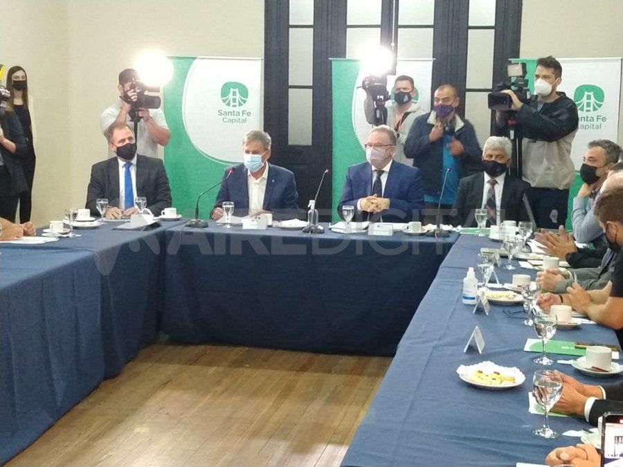 Una de las medidas anunciadas por el ministro de Seguridad, Jorge Lagna, fue la modificación de la ley que permitirá a la policía retener vehículos y detener personas en controles de tránsito.