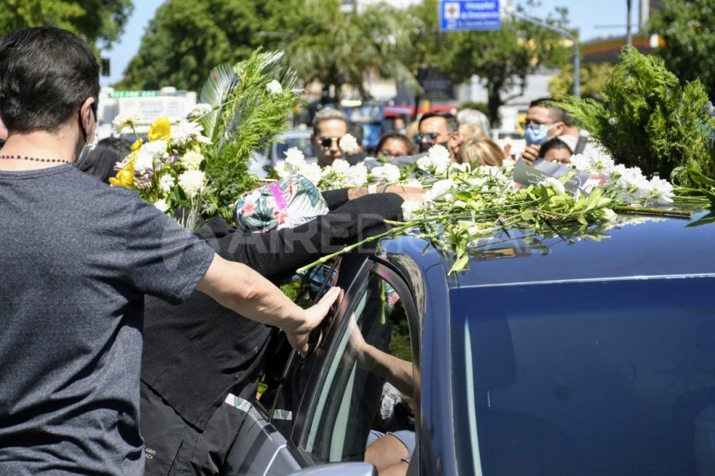 Triste despedida a una enfermera del Heca que murió por coronavirus