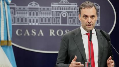 Investigación a Manuel Adorni: fiscalía pidió historial de propiedades y datos de sus viajes al exterior