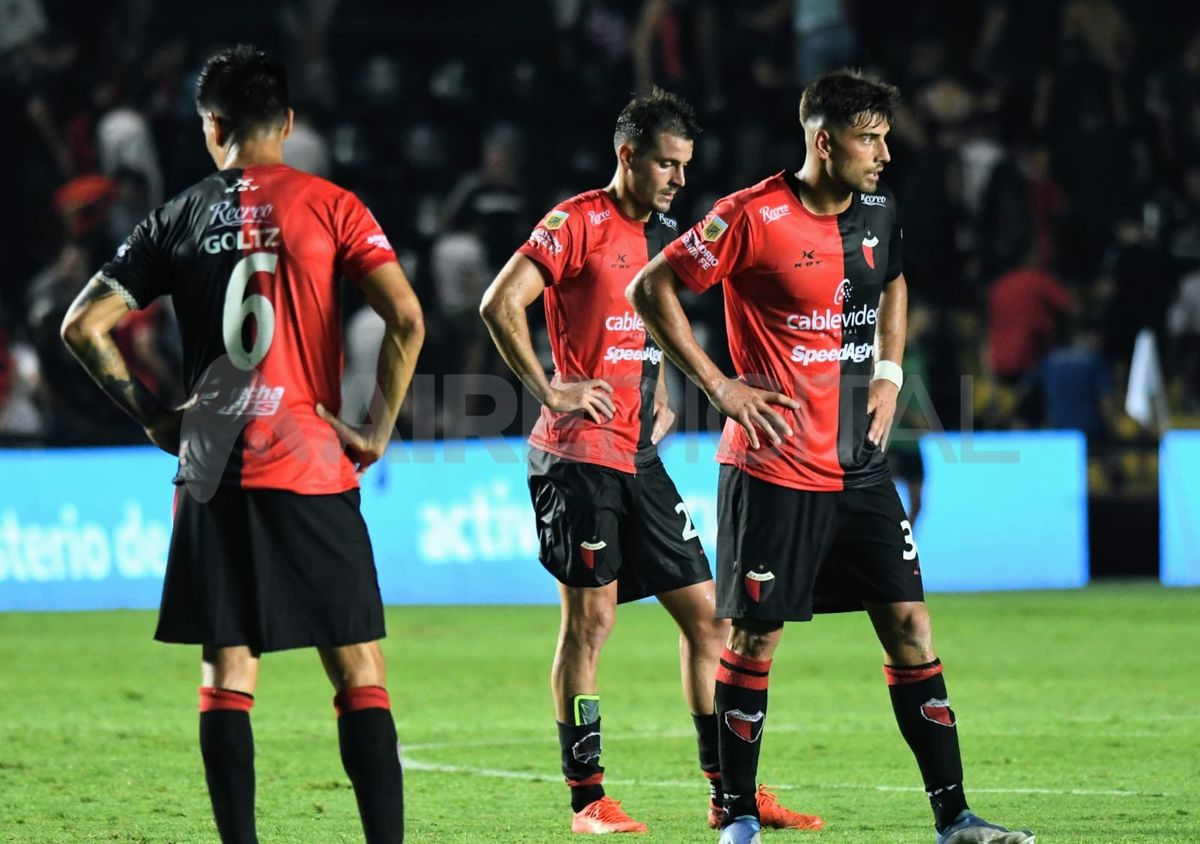 Colón comenzó la semana de trabajo pensando en el duelo ante Boca por la Liga Profesional.