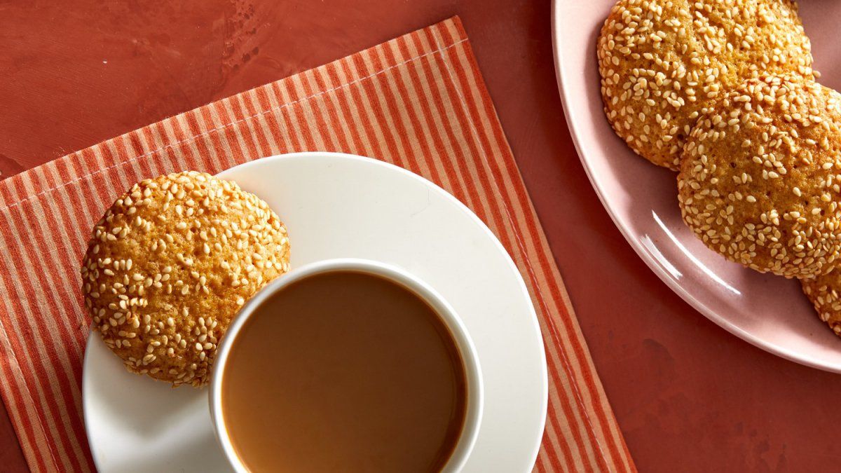 Galletas &aacute;rabes repletas de s&eacute;samo