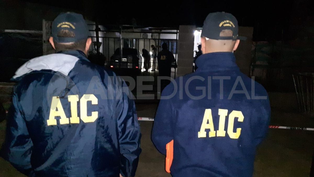 El día que los investigadores del robo encontraron el auto que habría usado Gorosito durante el robo.