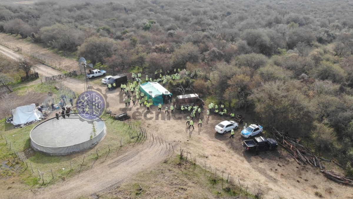 Durante tres días se rastrilló el campo de Julio Lodi, en Villaguay, en busca de rastros del jubilado de Santa Clara de Buena Vista. Durante tres días se rastrilló el campo de Julio Lodi, en Villaguay, en busca de rastros del jubilado de Santa Clara de Buena Vista.