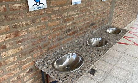 Robaron canillas de los lavatorios en el Jardín Montessori de Alto Verde Robaron canillas de los lavatorios en el Jardín Montessori de Alto Verde