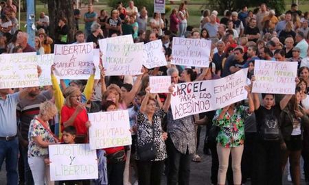 se realizo la cuarta marcha en el mes por inseguridad en rafaela se realizo la cuarta marcha en el mes por inseguridad en rafaela
