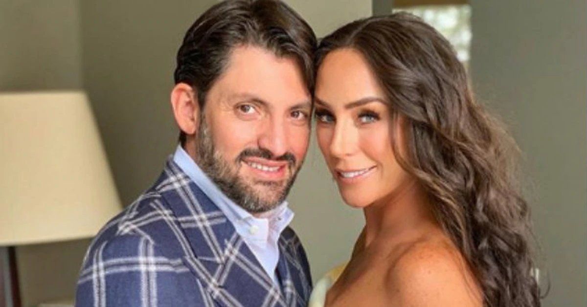  Víctor Manuel Álvarez Puga e Inés Gómez Mont.