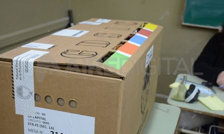 Elecciones en Santa Fe: los partidos definen las alianzas de cara a los comicios de abril. Elecciones en Santa Fe: los partidos definen las alianzas de cara a los comicios de abril.