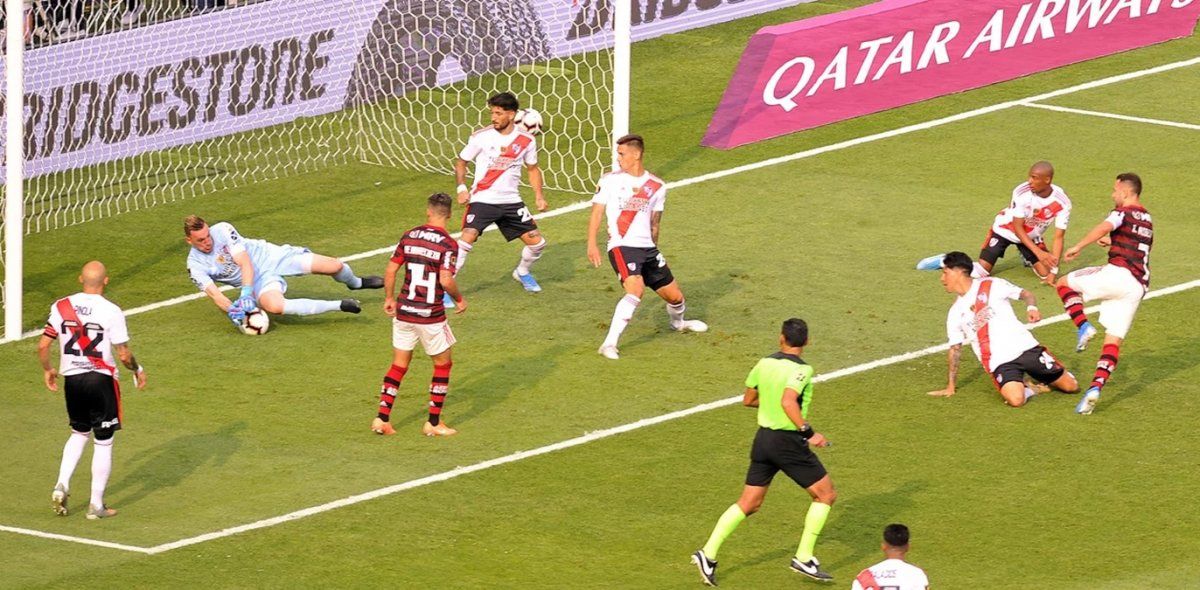 La impresionante tapada de Armani para evitar el empate del Flamengo