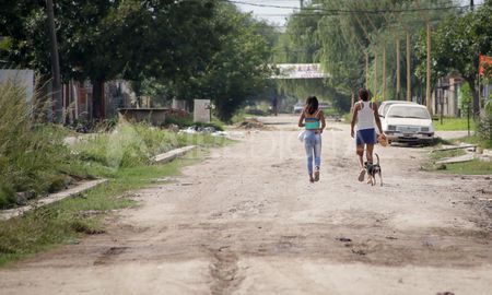 El hecho tuvo lugar en el norte de la ciudad, en el barrio Loyola. El hecho tuvo lugar en el norte de la ciudad, en el barrio Loyola.