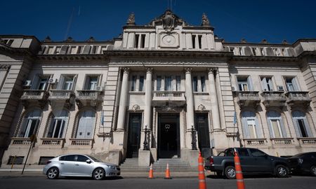 Vecinos de barrio Mayoraz presentaron reclamos ante el Ministerio de Seguridad por los constantes hechos de violencia. Vecinos de barrio Mayoraz presentaron reclamos ante el Ministerio de Seguridad por los constantes hechos de violencia.