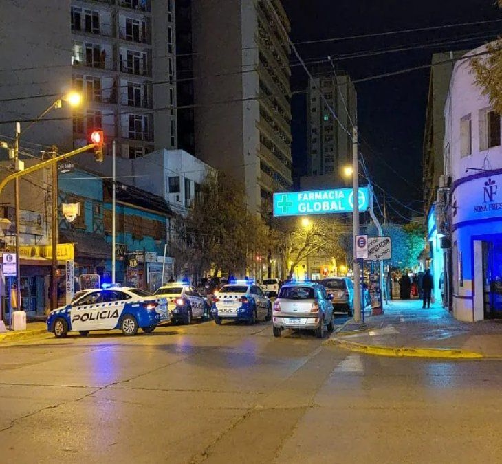 Hubo destrozos y disturbios en la guardia del Policlínico Neuquén tras la muerte de un familiar