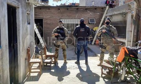 Tres allanamientos fueron los realizados este sábado en el marco de la causa Trasante. Tres allanamientos fueron los realizados este sábado en el marco de la causa Trasante.