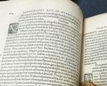abrieron un manuscrito del siglo xvi y hallaron algo insolito abrieron un manuscrito del siglo xvi y hallaron algo insolito